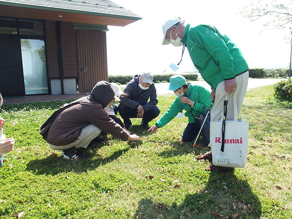 �{�����e�B�A����