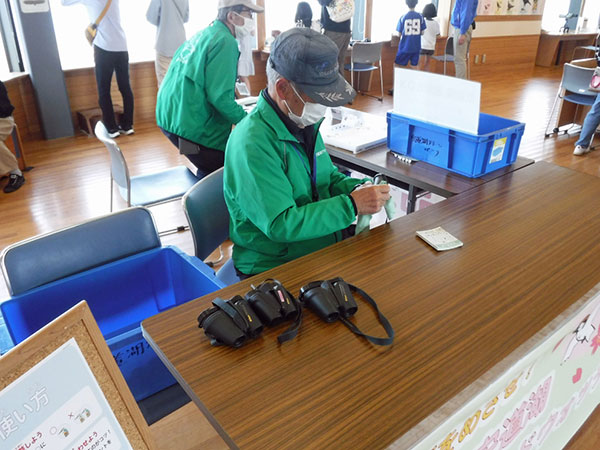 �{�����e�B�A����