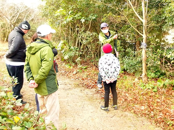 �{�����e�B�A����