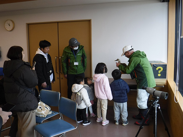 �{�����e�B�A����