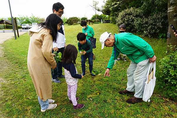 �{�����e�B�A����