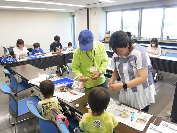 �{�����e�B�A����