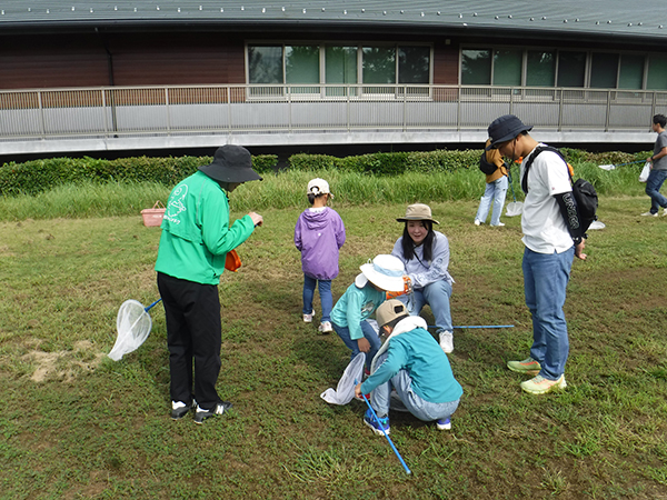 �{�����e�B�A����