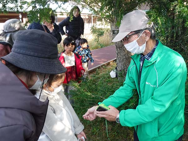 �{�����e�B�A����