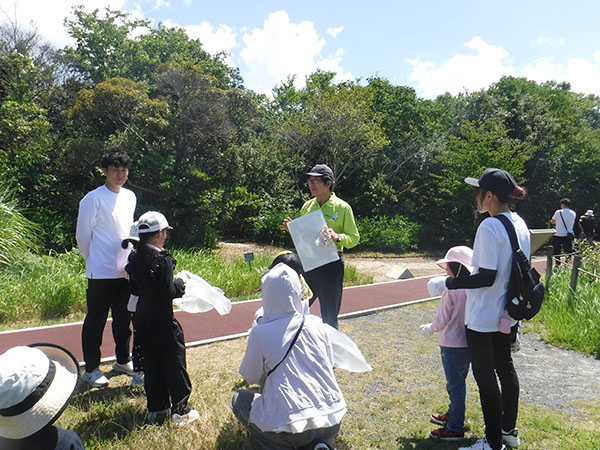 �{�����e�B�A����