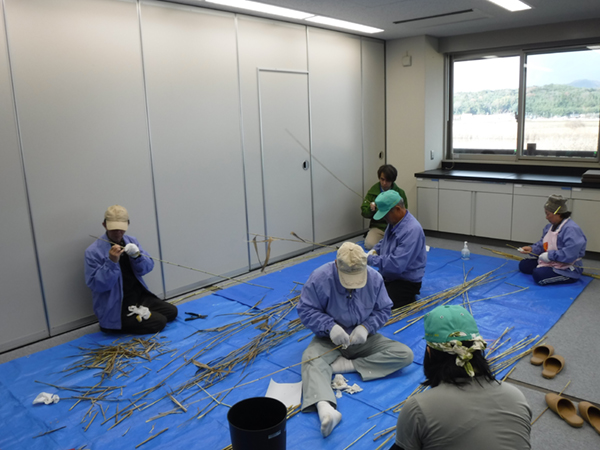 �{�����e�B�A����