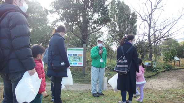 �{�����e�B�A����