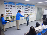 中畑館長から修了証の授与